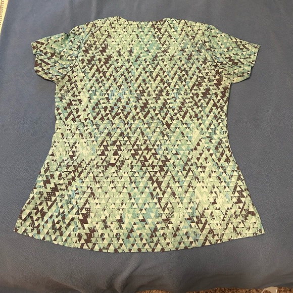 Barco One Scrub Top Size Medium - Picture 3 of 3